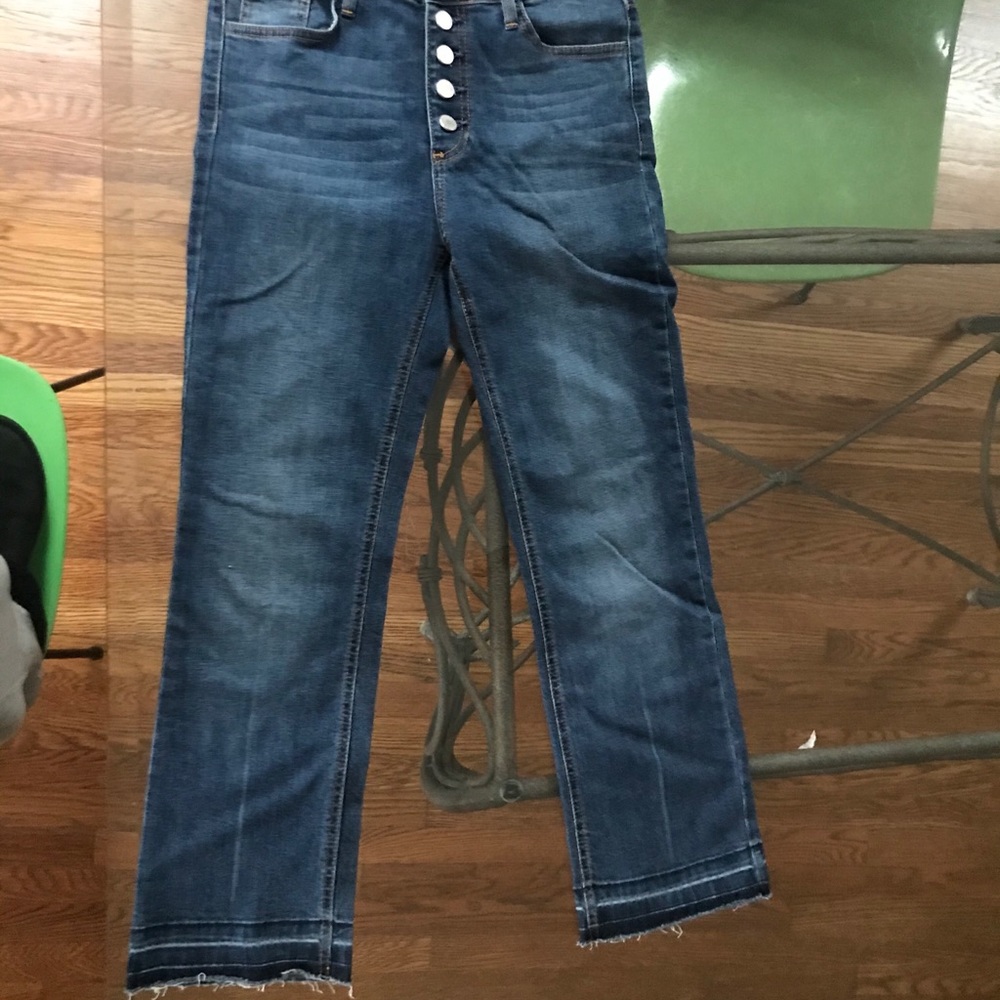High-Rise, Boot Cut, Blue Jean Capris